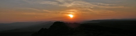Sunset over Stanage © Oli Grounsell
