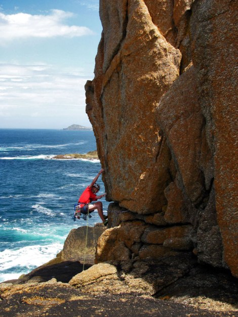 Entering Windows © Roger Grounsell