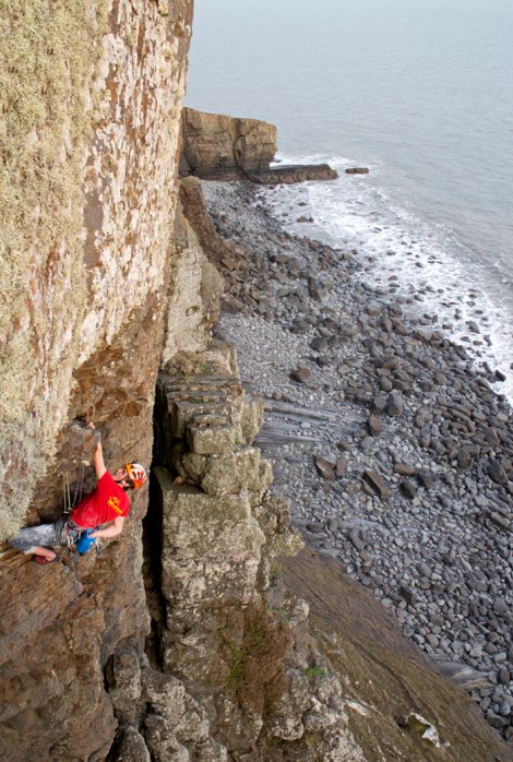 Rob fighting the pump on Tonight at Noon © Oli Grounsell